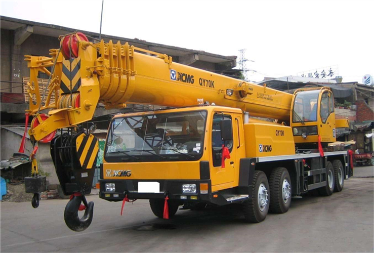 五通桥区吊车出租选择重点